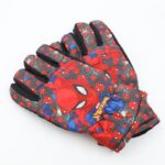 ⁦كفوف شتوية مطرية SPIDER MAN اسود⁩ - الصورة ⁦2⁩
