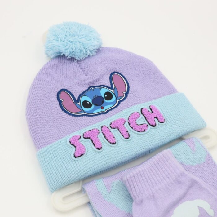 ⁦بكج ديزني طاقية +كفوف + لفحة STITCH بنفسجي فاتح وأزرق فاتح⁩ - الصورة ⁦2⁩