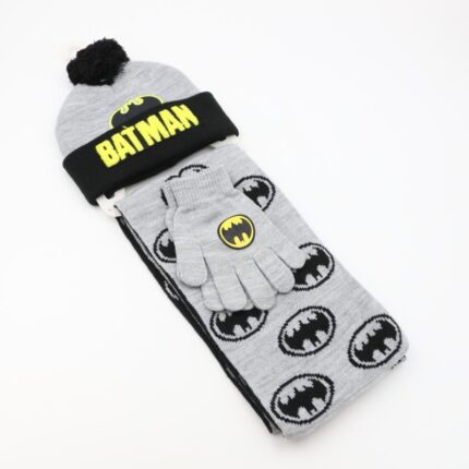 بكج ديزني طاقية +كفوف + لفحة BATMAN سكني واسود