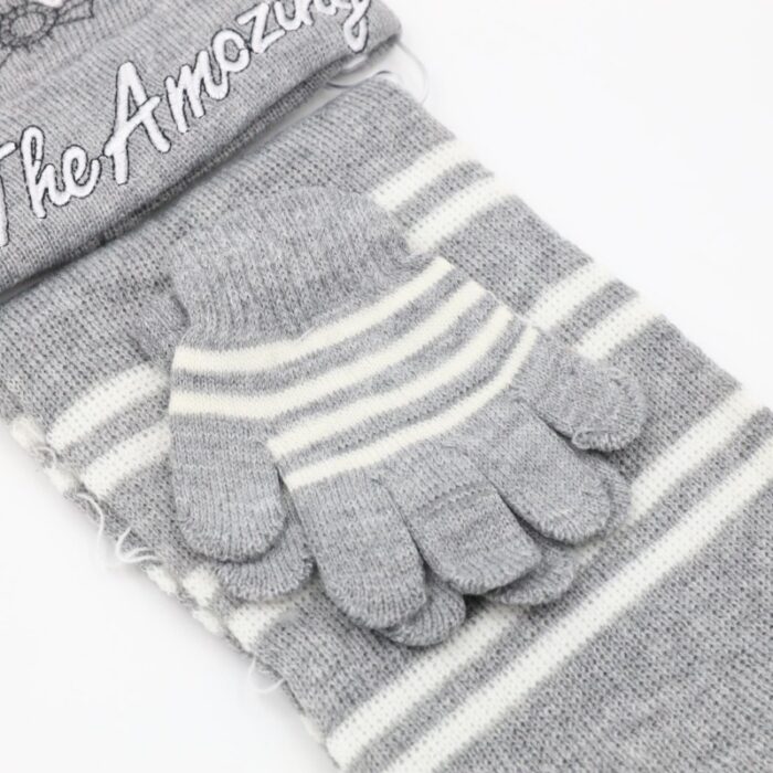 ⁦بكج SPIDER MAN طاقية + كفوف + لفحة لون رمادي⁩ - الصورة ⁦3⁩