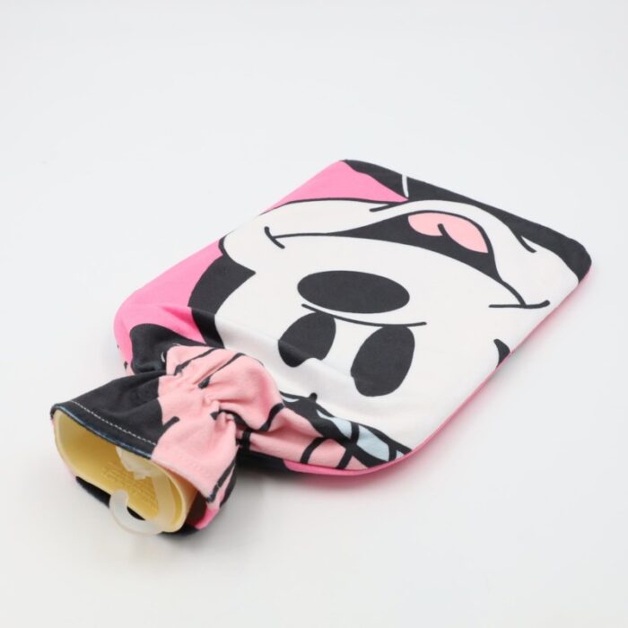 ⁦قربة للماء الساخن بتصاميم شخصيات ديزني ميني ماوس لون زهري⁩ - الصورة ⁦3⁩