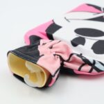 ⁦قربة للماء الساخن بتصاميم شخصيات ديزني ميني ماوس لون زهري⁩ - الصورة ⁦4⁩