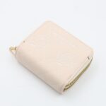 جزدان ستاتي جلد سحابين حجم صغير لون ابيض اوفوايت