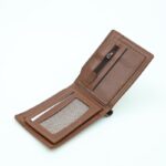 ⁦جزدان رجالي شبابي لون عسلي وأبيض⁩ - الصورة ⁦3⁩