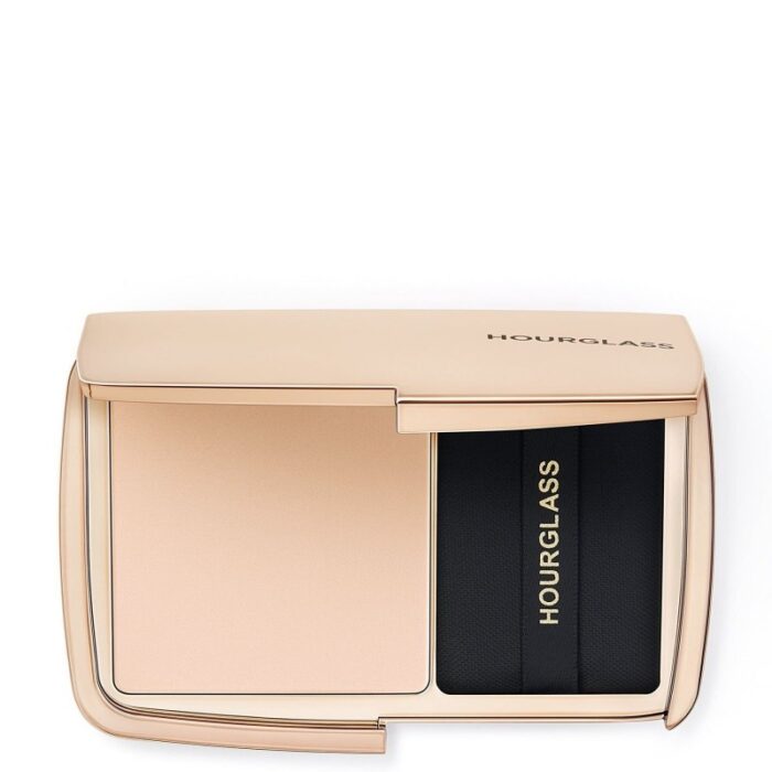 ⁦Hourglass Vanish Airbrush Pressed Powder Translucent Light بودرة فانيش المضغوطة⁩ - الصورة ⁦3⁩