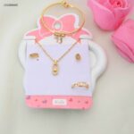 طقم للأطفال سوار+ سلسال+ حلقان+ وخاتم بتصميم بيضاوي مرصع لون ذهبي