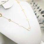 سلسال ماركة طويل لون ذهبي