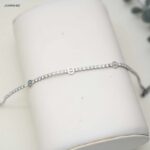 سوار تنس لون فضي