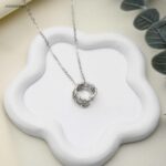 سلسال زركون حية لون فضي