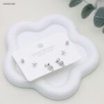 طقم حلوق ورود ناعمة لون فضي