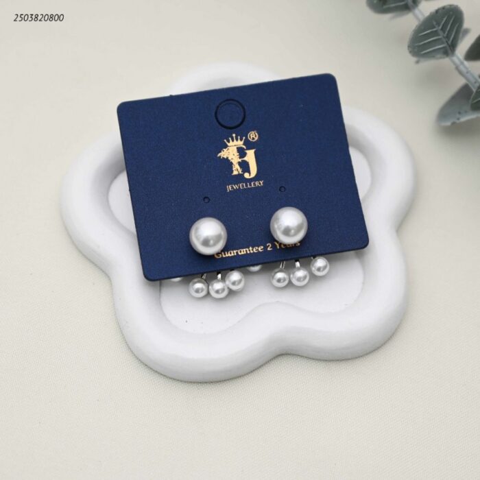 103392210_68e2e7a524428 حلق نسائي فضية مزينة باللؤلؤ لون فضي - الصورة 1