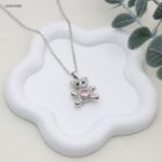 سلسال شكل دبدوب جميل لون فضي