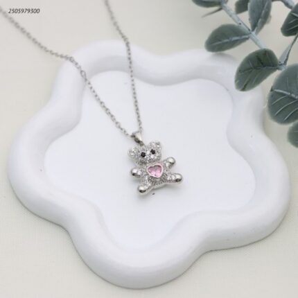 سلسال شكل دبدوب جميل لون فضي