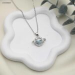 سلسال بتصميم كوكب النجوم وزركون أزرق لامع لون فضي