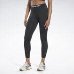 ⁦Reebok Womens' Workout Ready Basic Leggings- بنطلون ريبوك ضيق رياضي للنساء لون أسود‏⁩ - الصورة ⁦2⁩