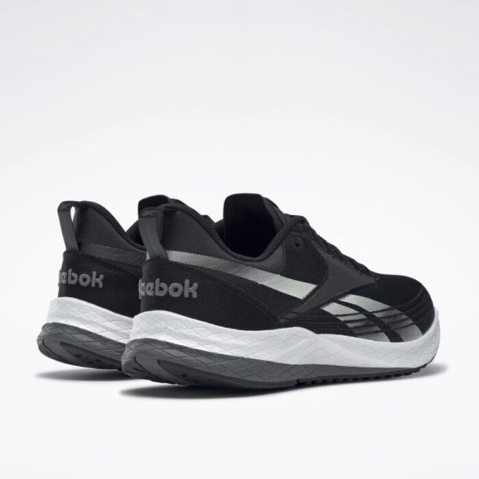 ⁦Reebok Men's Floatride Energy 4 Shoes - Black - حذاء ريبوك فلوترايد اينرجي 4 للرجال لون أسود⁩ - الصورة ⁦4⁩