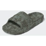 شبشب اديليت 22 من اديداس للرجال لون جيشي adidas ADILETTE 22 Shoes