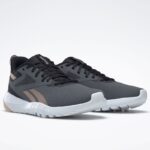 ⁦Reebok Flexagon Force 4 حذاء سبورت فليكساجون سكني من ريبوك للنساء⁩ - الصورة ⁦2⁩