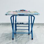 ⁦طاولة مع كرسي للأطفال لون أزرق بتصميم سيارة⁩ - الصورة ⁦6⁩