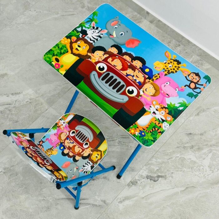 ⁦طاولة مع كرسي للأطفال لون أزرق بتصميم سيارة⁩ - الصورة ⁦9⁩