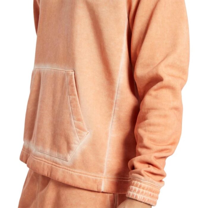 ⁦Reebok Men Basketball Court Top Bi-Dye Fleece Hoodie- هودي ريبوك كورت للرجال لون برتقالي⁩ - الصورة ⁦4⁩