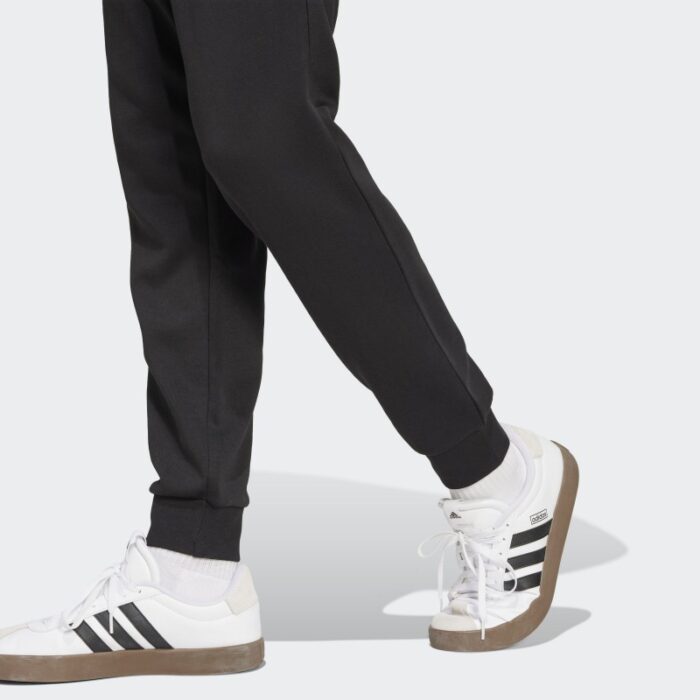 ⁦adidas Mens' Essentials Feelcozy Fleece Pants - Black⁩ - الصورة ⁦6⁩
