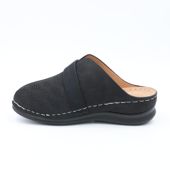 ⁦حذاء شتوي للنساء لون أسود⁩ - الصورة ⁦2⁩