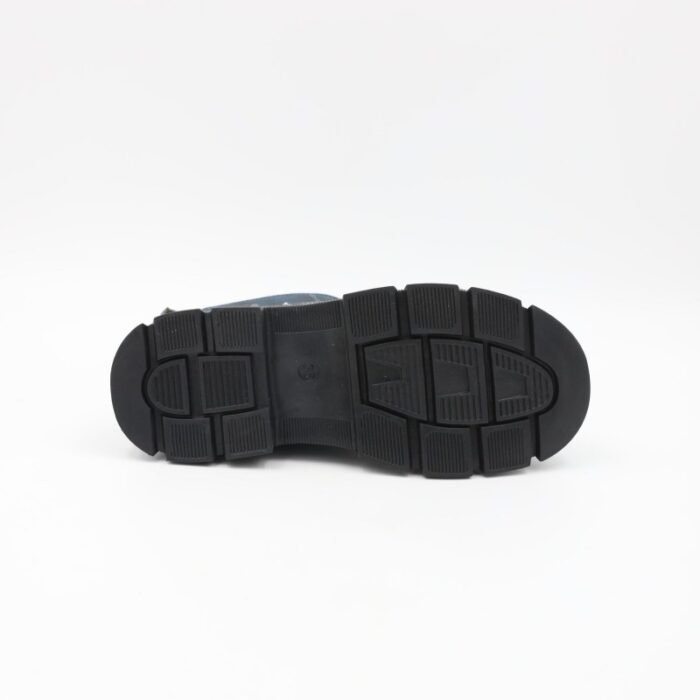 ⁦جزمة للأطفال لون أسود وكحلي⁩ - الصورة ⁦5⁩