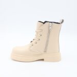 ⁦بسطار جلد للأطفال لون بيج⁩ - الصورة ⁦3⁩