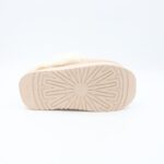 ⁦شبشب شتوي للنساء لون بيج⁩ - الصورة ⁦2⁩