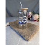 كاسة مع غطاء خشب ومصاصة