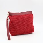 ⁦جزدان كروشية لون أحمر غامق - نكشة فن⁩ - الصورة ⁦2⁩