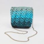 ⁦شنطة جوال عريضة لون مونس - نكشة فن⁩ - الصورة ⁦2⁩