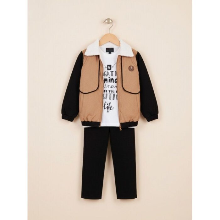 ⁦طقم ولادي جاكيت وبنطلون لون عسلي⁩ - الصورة ⁦2⁩