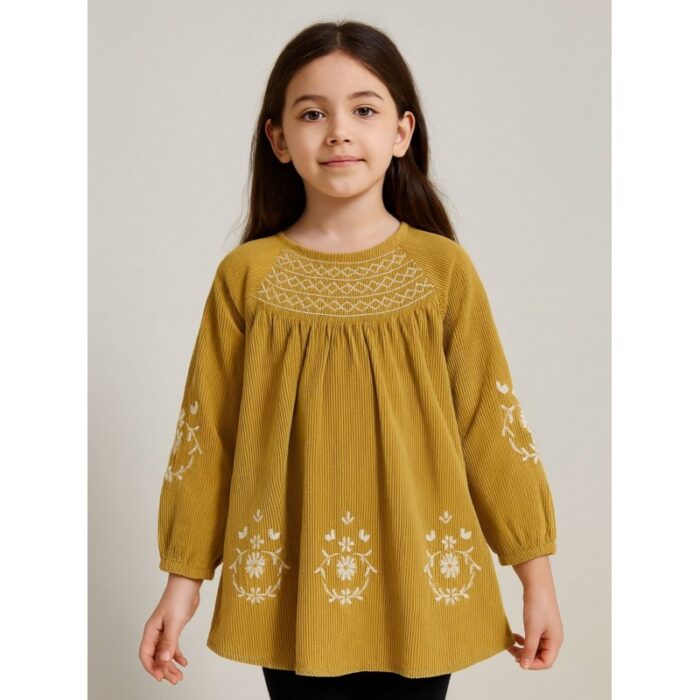 ⁦فستان بناتي بأكمام طويلة لون زيتي⁩ - الصورة ⁦2⁩