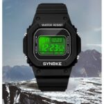 ⁦ساعة يد رقمية للرجال مقاومة لرذاذ الماء لون اسود ماركة Synoke⁩ - الصورة ⁦2⁩