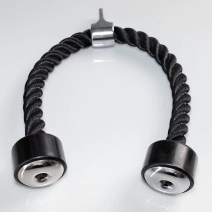 حبل تمرين للكابل (Tricep Rope Cable Attachment) يُستخدم في أجهزة الجيم لتمارين الذراعين والكتفين