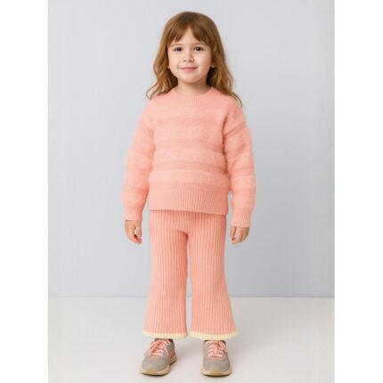 طقم صوف للأطفال لون زهري