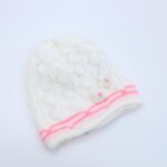 طاقية للأطفال لون أبيض