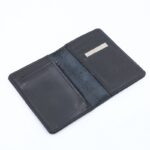 ⁦محفظة شبابية أنيقة من الجلد الطبيعي البقري لون أسود⁩ - الصورة ⁦4⁩