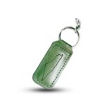 مدالية أنيقة بشكل خارطة فلسطين مصنوعة من الجلد الطبيعي لون أخضر