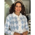 ⁦جرزة ستاتي شتوي لون ابيض نقشة أزرق فاتح Happiness İstanbul⁩ - الصورة ⁦2⁩