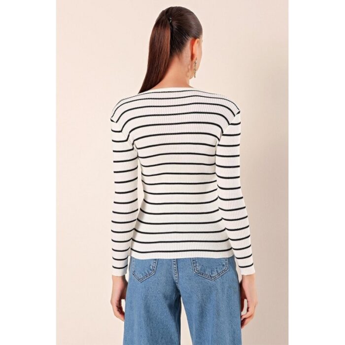 ⁦بلوزة ستاتي شتوي لون أبيض مخطط شتوي Bigdart⁩ - الصورة ⁦2⁩