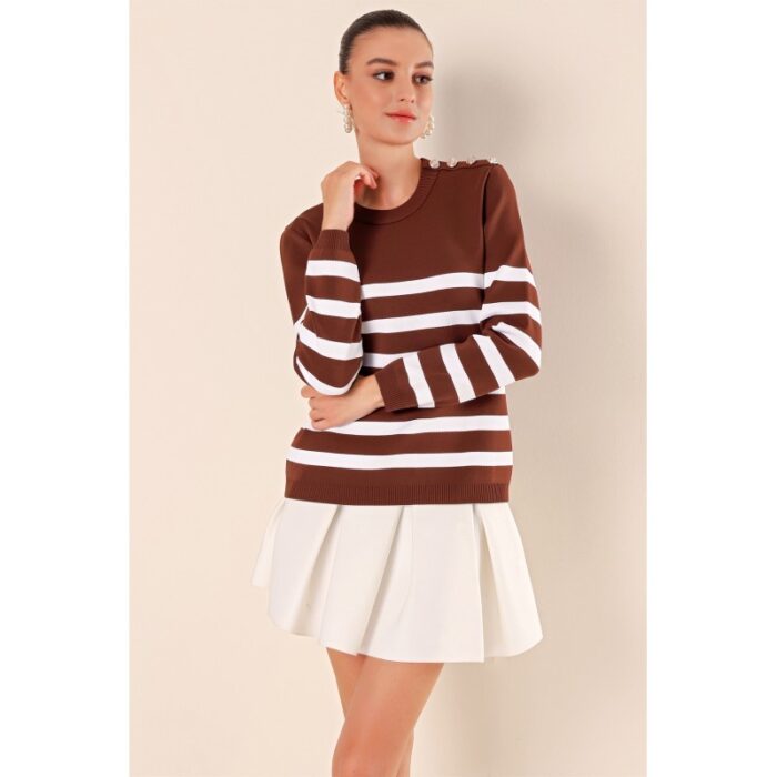 ⁦بلوزة ستاتي شتوي لون بني مخطط أبيض Bigdart⁩ - الصورة ⁦4⁩