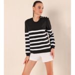 ⁦بلوزة ستاتي لون أسود مخطط أبيض Bigdart⁩ - الصورة ⁦2⁩