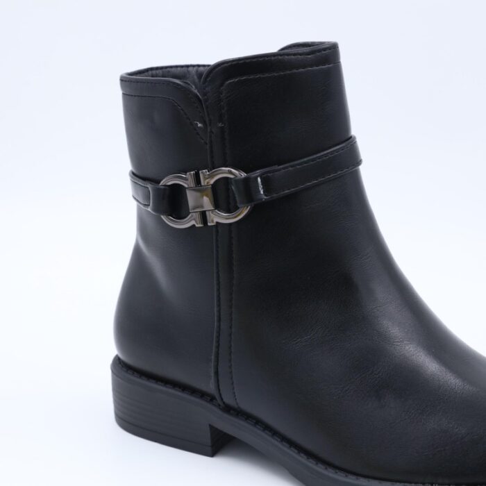 ⁦جزمة نسائية سحاب ساق متوسط الطول لون أسود⁩ - الصورة ⁦3⁩