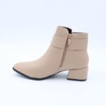 ⁦جزمة نسائية سحاب ساق متوسط الطول لون بيج فاتح⁩ - الصورة ⁦6⁩