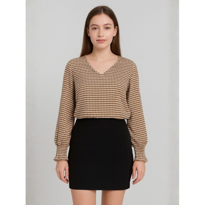 ⁦بلوزة كم طويل ستاتية لون بني⁩ - الصورة ⁦2⁩