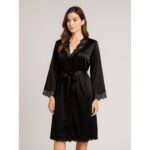 طقم لانجري قميص نوم مع روب لون أسود