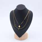 ⁦سلسال ذهبي طبقتين بتصميم دوائر ووردة⁩ - الصورة ⁦3⁩